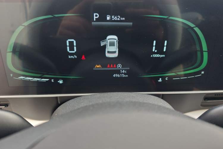 Used Hyundai ix35 2023 Musso 2.0L Deluxe Edition DLX
