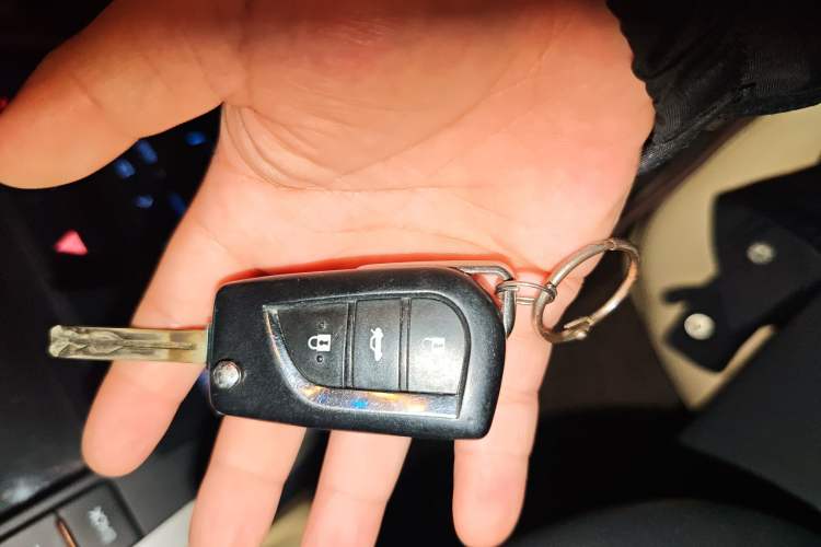 Used Toyota Camry 2015 2.0G Premier Edition