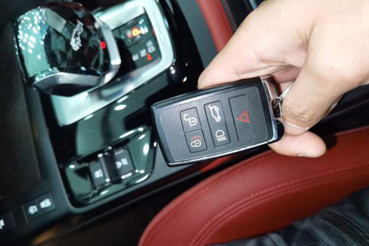 Used Jaguar E-PACE 2024 All-New R-DYNAMIC S Sport Edition
