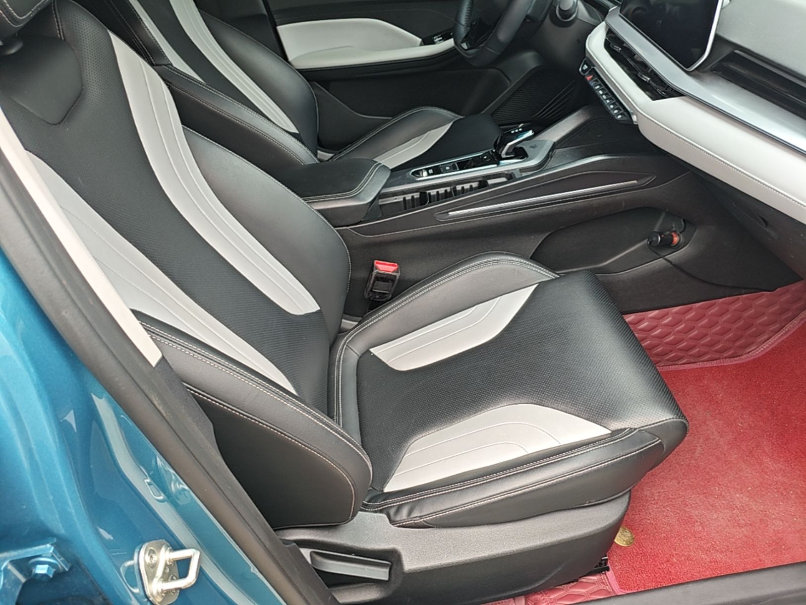 Geely Auto Binray 2024 Binrui COOL 1.5T DCT Champion Edition — снимка 19