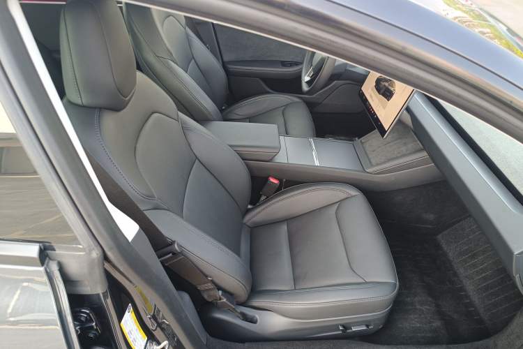 Used Tesla Model 3 2023 Long-Range All-Wheel-Drive Version