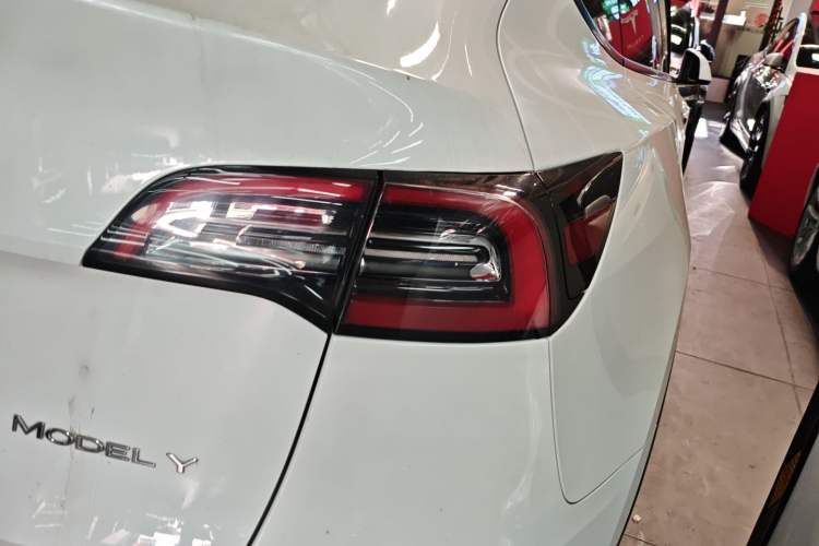 Used Tesla Model Y 2022 Rear-Wheel-Drive Version