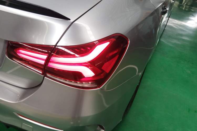 Used Mercedes-Benz A-Class 2022 Revised Version A 200 L Sport Sedan Fashionable Style
