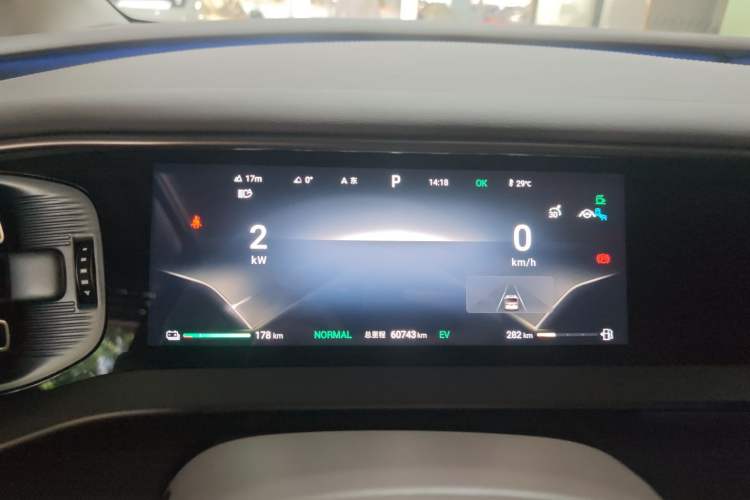 Used Denza D9 2022 DM-i 970 Four-Wheel Drive Flagship Model