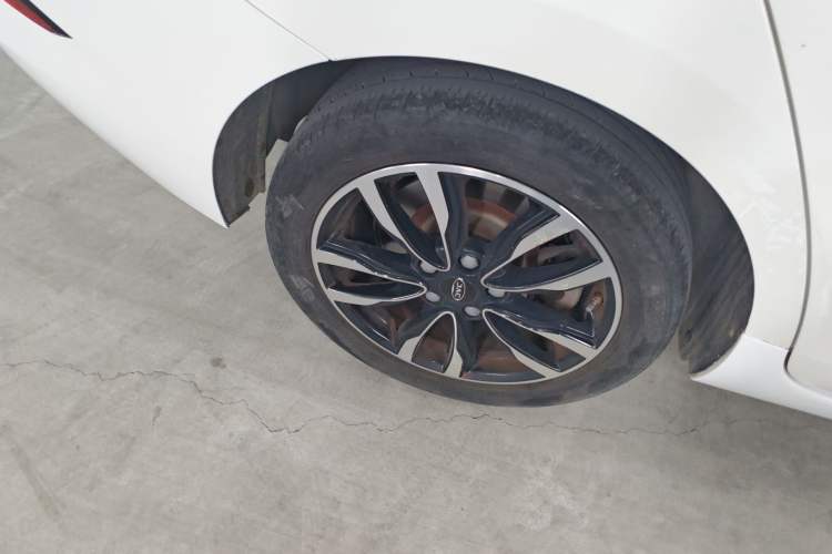 Used JAC Group J7 2020 1.5T CVT Superior Trim Right Rear Wheel Hub