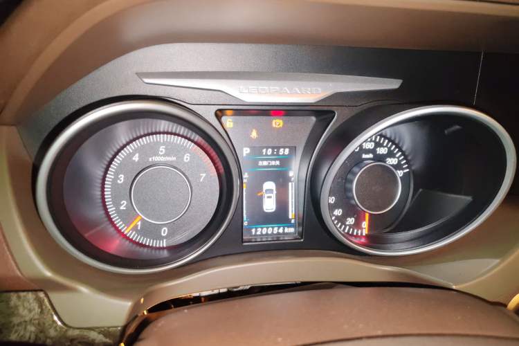 Used Leopaard CS10 2017 2.0T Automatic Urban Version Instrument Cluster