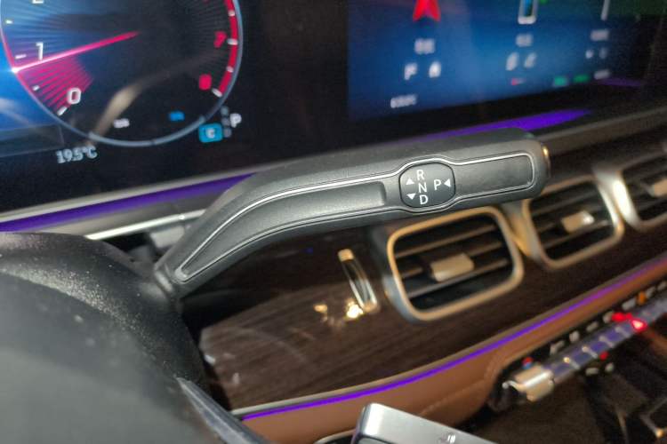 Used Mercedes-Benz GLE 2024 GLE 350 4MATIC Stylish Model
