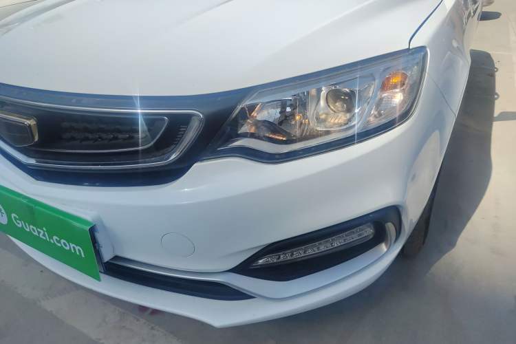 Used Geely Auto Vision 2019 Upgraded Model 1.5L CVT Prestige Version China VI Standard