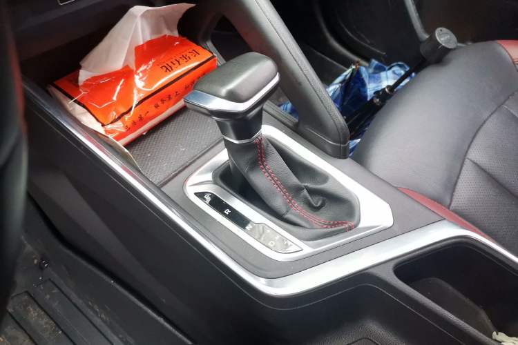 Used Geely Auto Vision X3 2021 PRO 1.5L CVT Deluxe Model
