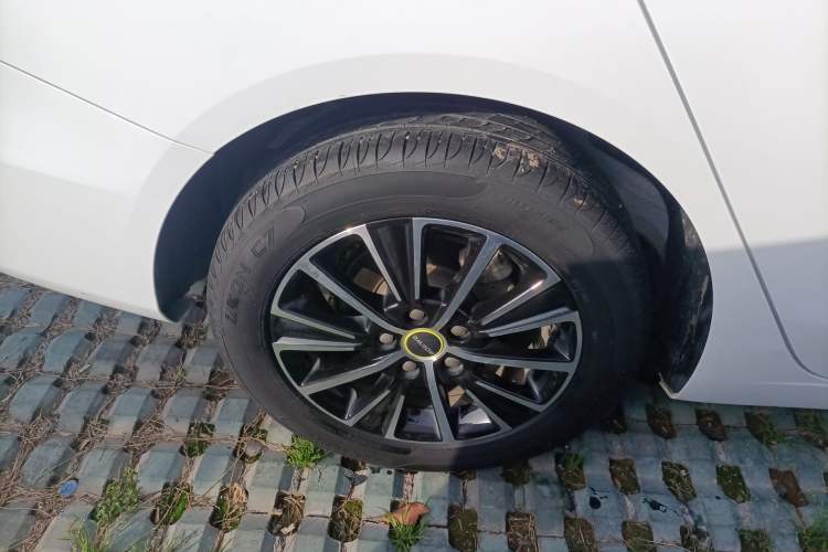 Used Roewe i5 2021 1.5L CVT Diamond Edition
