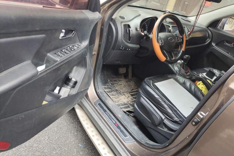 Used Kia Sportage R 2014 2.0L Automatic Two-Wheel Drive DLX