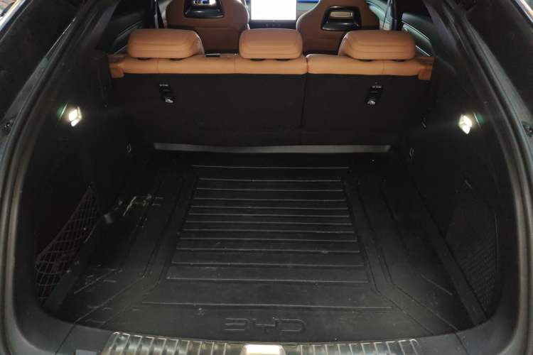 Used BYD Song L EV 2025 662 km Advanced Intelligent Driving Version
