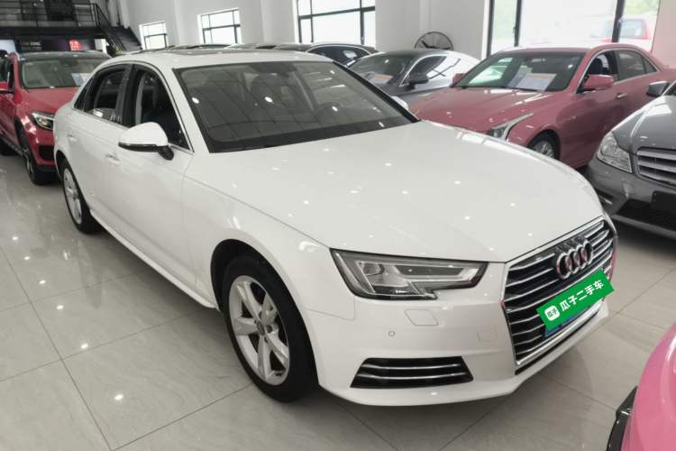 Used Audi A4L 2017 Plus 40 TFSI Fashion Model Front Right 45 Deg