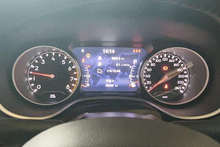 Used Jeep Compass 2019 220T Automatic Family Edition
