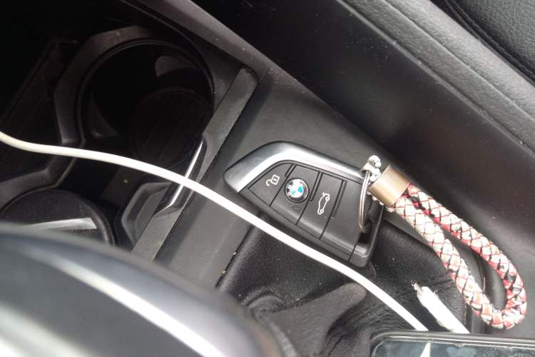 Used BMW X1 2016 sDrive18Li Premium Edition
