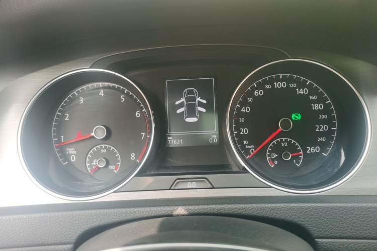 Used Volkswagen Golf 2014 1.4TSI Automatic Comfort Model Instrument Cluster