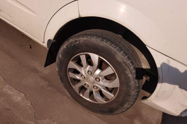 Used SAIC MAXUS Xintu V80 2020 2.0T AMT PLUS City Edition Short Wheelbase Ultra-Low Roof 5/6-Seater
