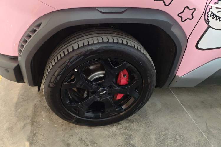 Used Formula Leopard Titanium 3 2025 501 km Four-Wheel Drive Drone Edition