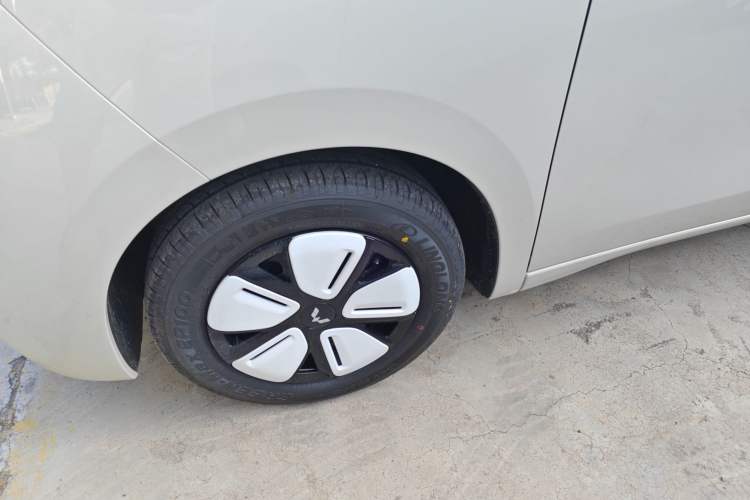 Used Wuling Hongguang MINIEV 2025 Four-Door Version Advanced Edition