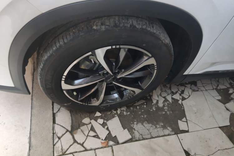 Used Dongfeng Aeolus Mage 2024 Honor Edition 1.5T Luxury Model
