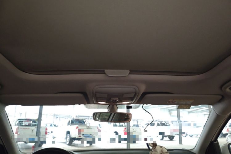 Used Skoda Octavia 2018 1.6L Automatic Luxury Edition Headliner