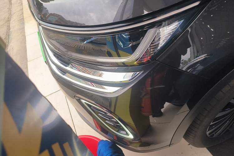 Used Volkswagen Tavendor 2024 330TSI Luxury Touring - All-Inclusive Edition Left Front Headlight