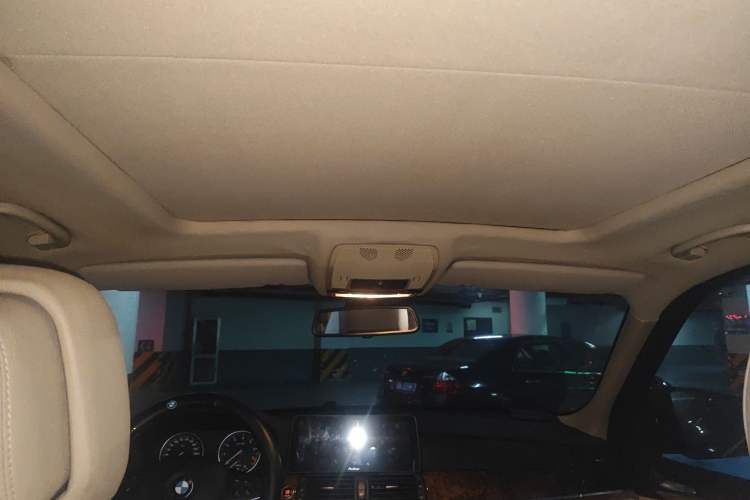 Used BMW X5 2011 xDrive35i Leading Model
