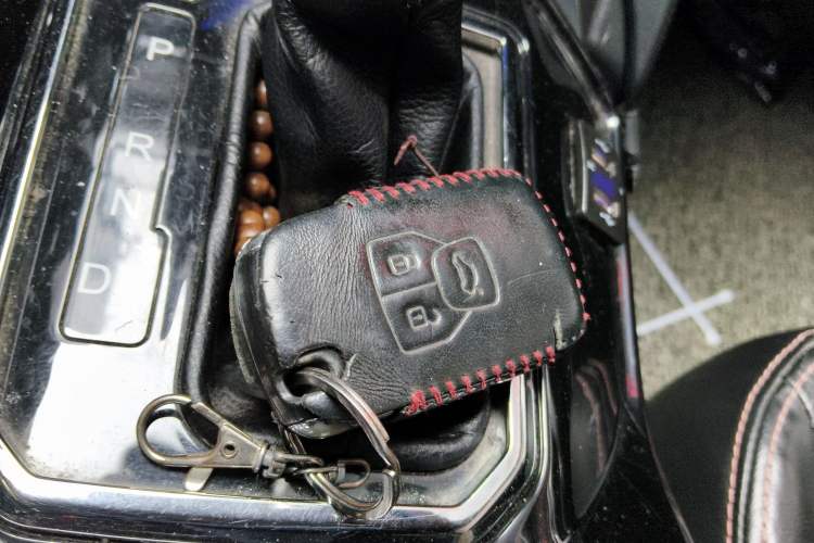 Used Geely Auto GX9 2014 2.4L Automatic Two-Wheel Drive Deluxe Model Vehicle Key