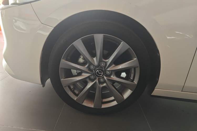 Used Mazda 3 Axela 2021 2.0L Automatic Zhiyao Edition Left Front Wheel Hub