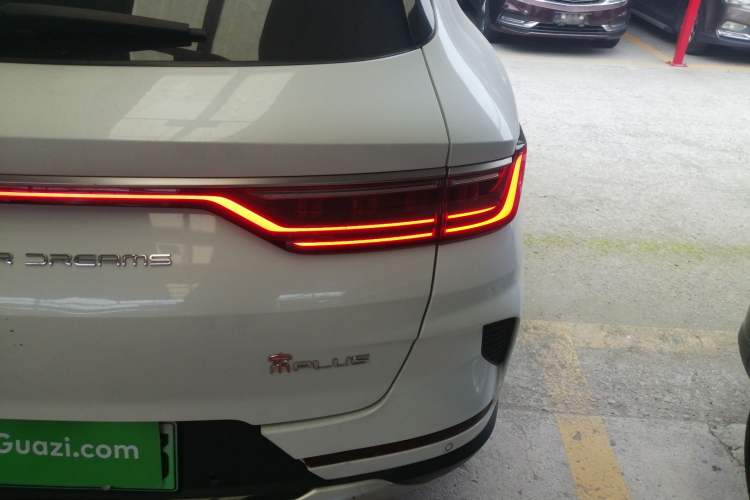 Used BYD Song PLUS New Energy 2021 DM-i 110KM Flagship Model Right Rear Taillight