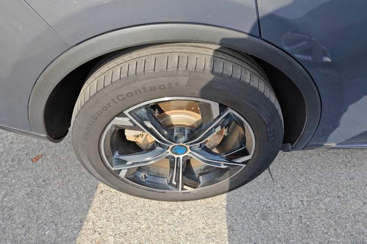 Used BYD Tang New Energy 2021 DM 2.0T Four-Wheel Drive High-Performance Luxury Model
