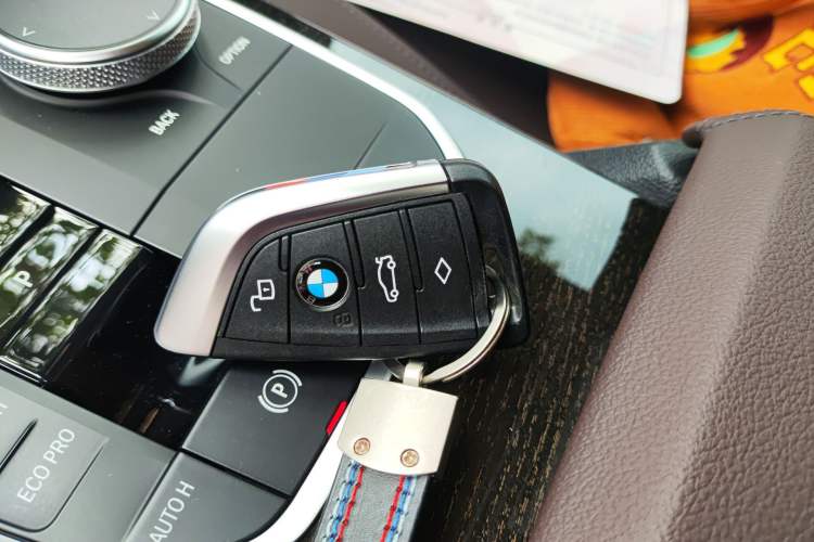 Used BMW 3 Series 2023 325Li M Sport Package Vehicle Key