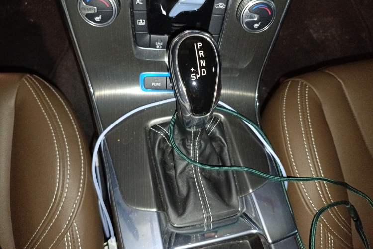 Used Volvo S60 New Energy 2015 S60L E-Drive Hybrid T6 Smart Drive Edition
