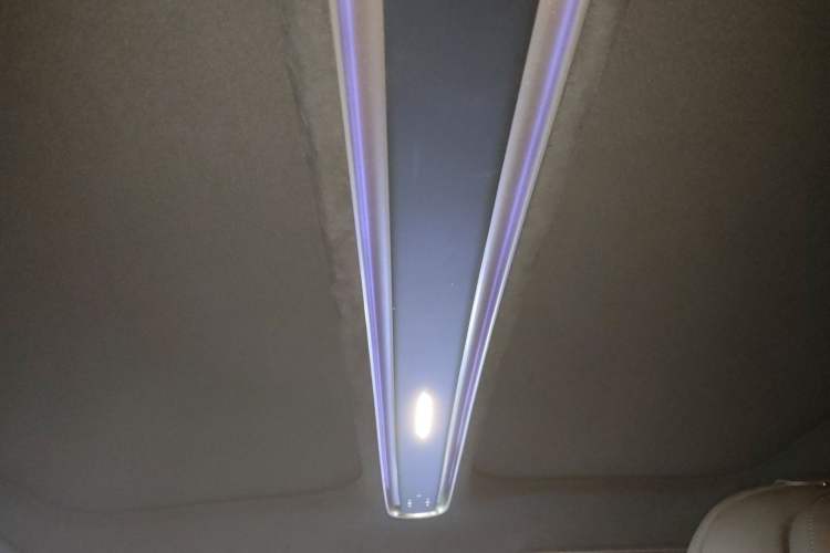 Used Nio ET9 2025 100kWh Signature Edition Headliner