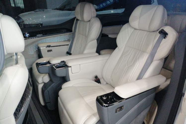 Used Zeekr 009 2022 WE Edition