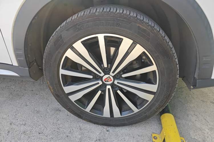 Used Roewe RX5 New Energy 2017 ERX5 EV400 Electric Internet Supreme Edition Right Front Wheel Hub