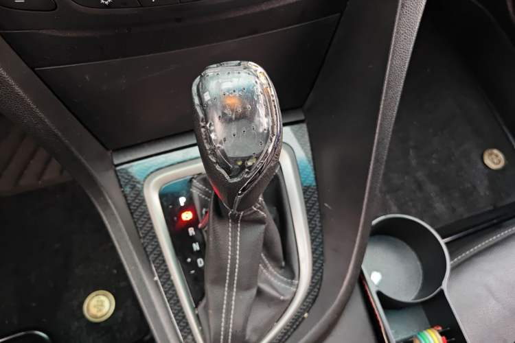 Used Buick GT 2016 15N Automatic Luxury Edition Gear Lever