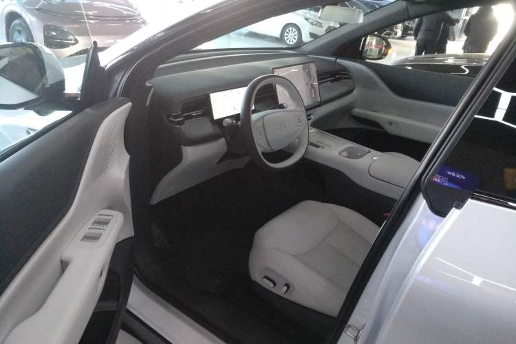 Used XPeng G6 2025 625 Long-Range Max Tech Edition Driver Seat