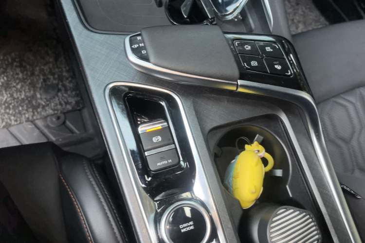 Used CHANGAN UNI-T 2022 1.5T Prestige Version
