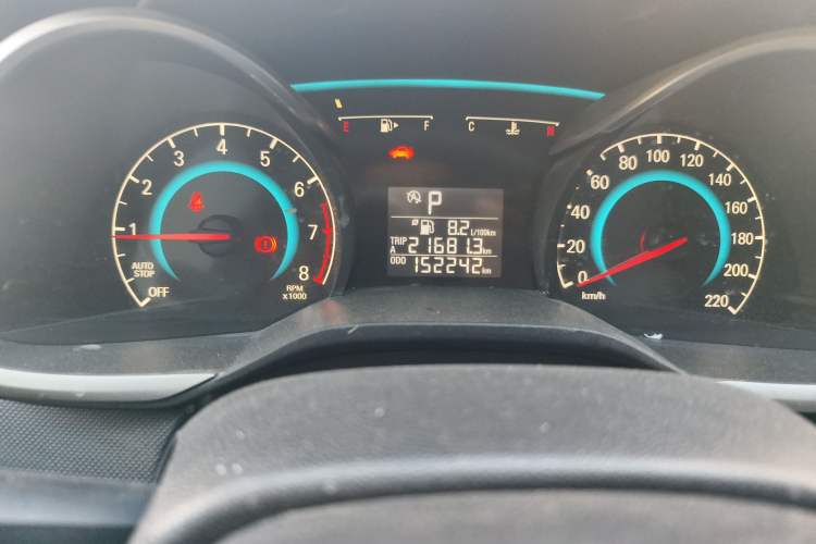 Used Chevrolet Cavalier 2018 320 Automatic Enjoyment Sunroof Edition Odometer Close Up