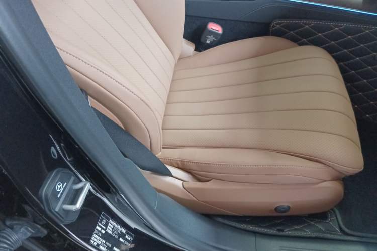 Used Mercedes-Benz E-Class 2025 Facelift E 300 L Luxury Edition