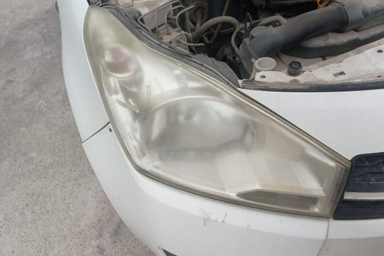 Used Suzuki Alto 2013 1.0L Automatic Luxury Model Right Front Headlight