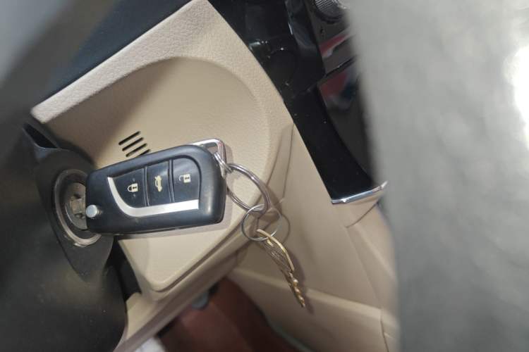 Used Toyota Corolla 2014 1.6L CVT GL
