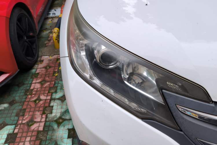 Used Honda CR-V 2012 2.0L two-wheel drive urban version
