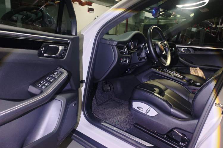 Used Porsche Macan 2022 Macan S 2.9T