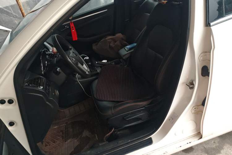 Used Bestune B70 2016 2.0L Manual 10th Anniversary Edition Left Front Seat