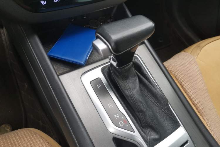 Used Changan CS35PLUS 2020 1.4T DCT Yue Lian Blue Whale Edition