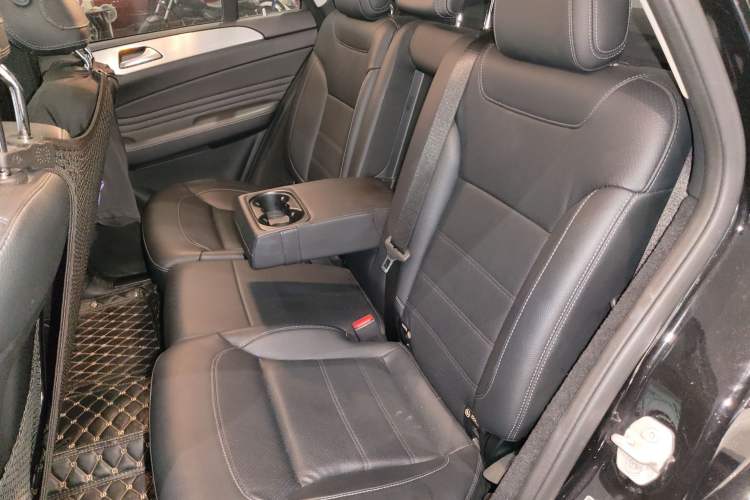 Used Mercedes-Benz GLE Coupe 2017 GLE 320 4MATIC Coupe SUV Left Rear Seat