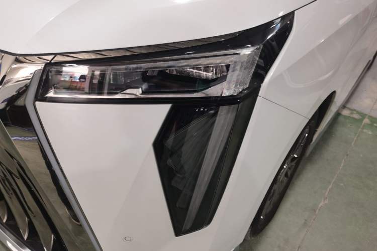 Used GAC Trumpchi M8 2023 Zongshi Series Dual-Motor Flagship Edition
