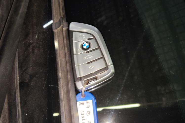 Used BMW 7 Series 2019 Updated 730Li Luxury Package Vehicle Key